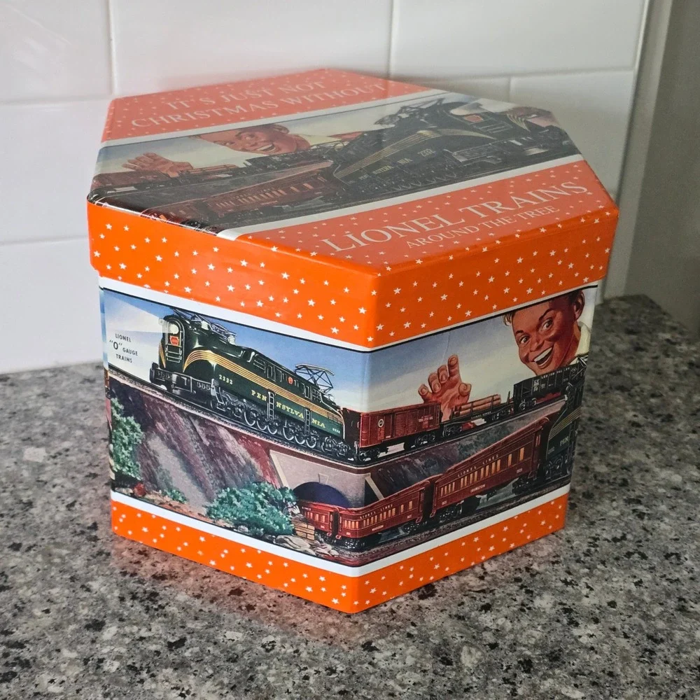 Lionel Trains Christmas Box‎ of 13 Plastic Ball Ornaments Post War Era Scenery